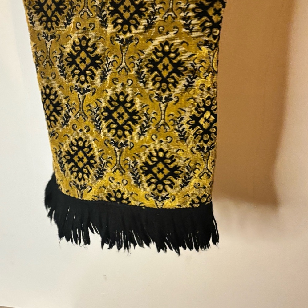 60’s Vintage Carpet Vest Mustard Yellow and Black with Fringe - Picture 8 of 12